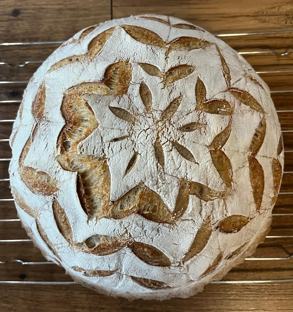 Decorative sourdough — photo 1
